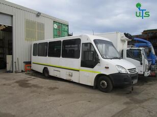 fourgonnette de tourisme IVECO IRIS