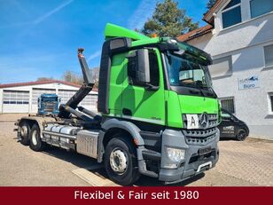 camion ampliroll Mercedes-Benz 2548