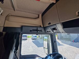 camion bâché MAN TGX 26.420 à vendre image 15 camion bâché MAN TGX 26.420 image 15