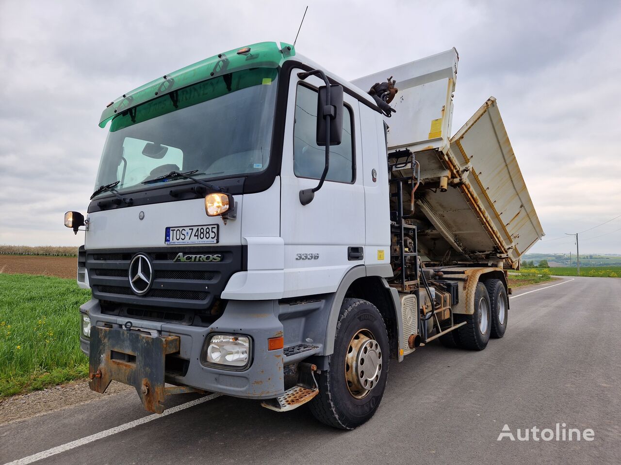 camion-benne Mercedes-Benz Actros 3336