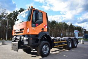camion châssis IVECO TRAKKER 6x6 EURO 5 CHASSIS 93.000 km !!!