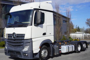 camion châssis Mercedes-Benz Actros 2542 Low Deck 6×2 E6 / Chassis / third steering and lifti