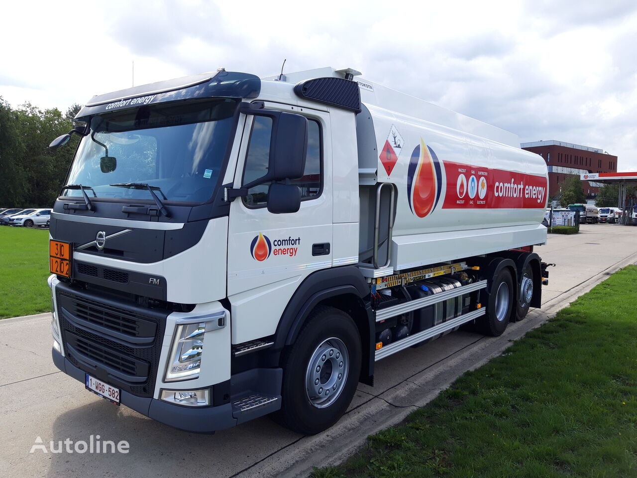 camion de carburant Volvo FM