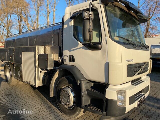 camion de lait Volvo FE 240