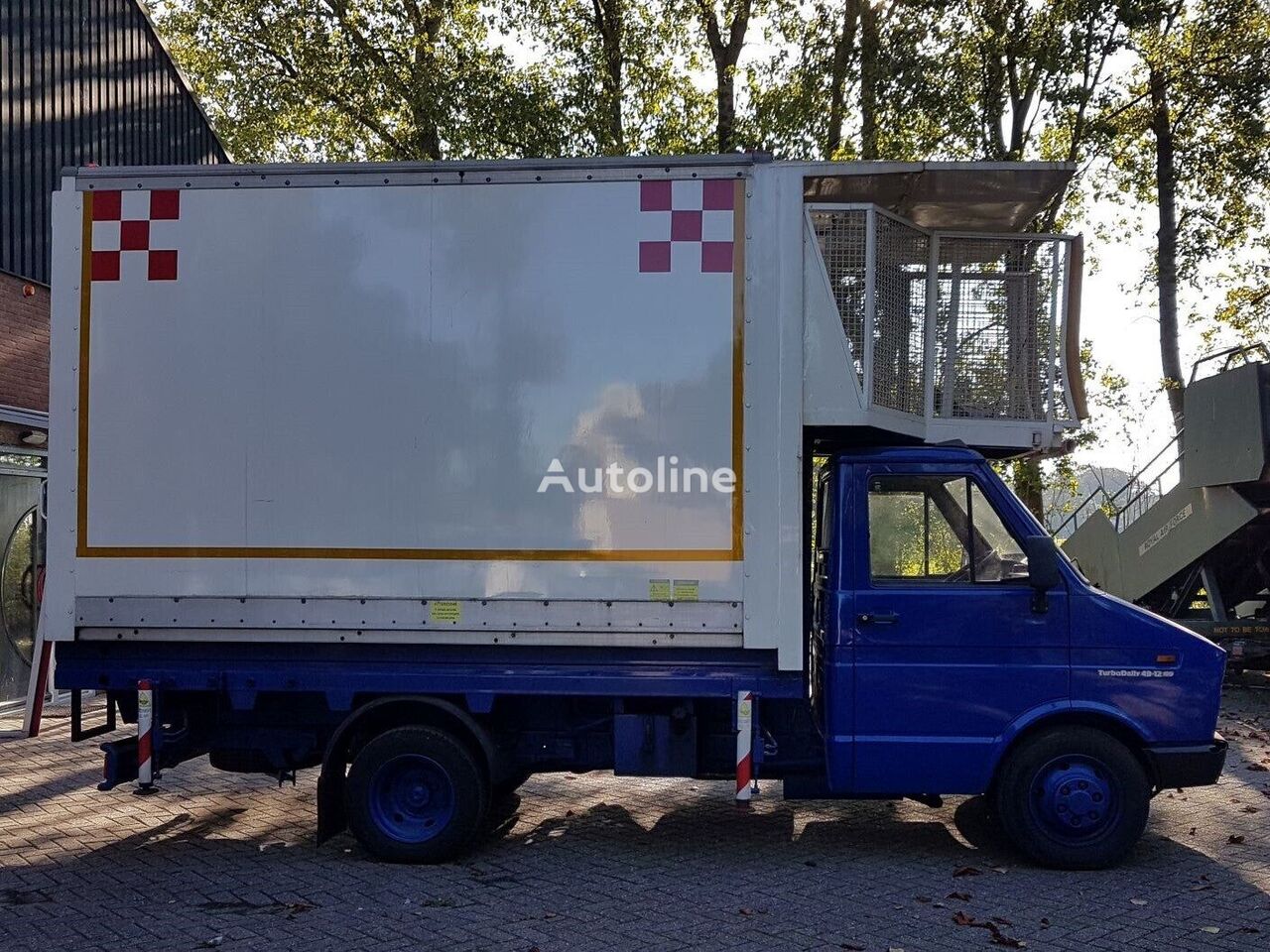 camion de restauration de l'aéroport IVECO