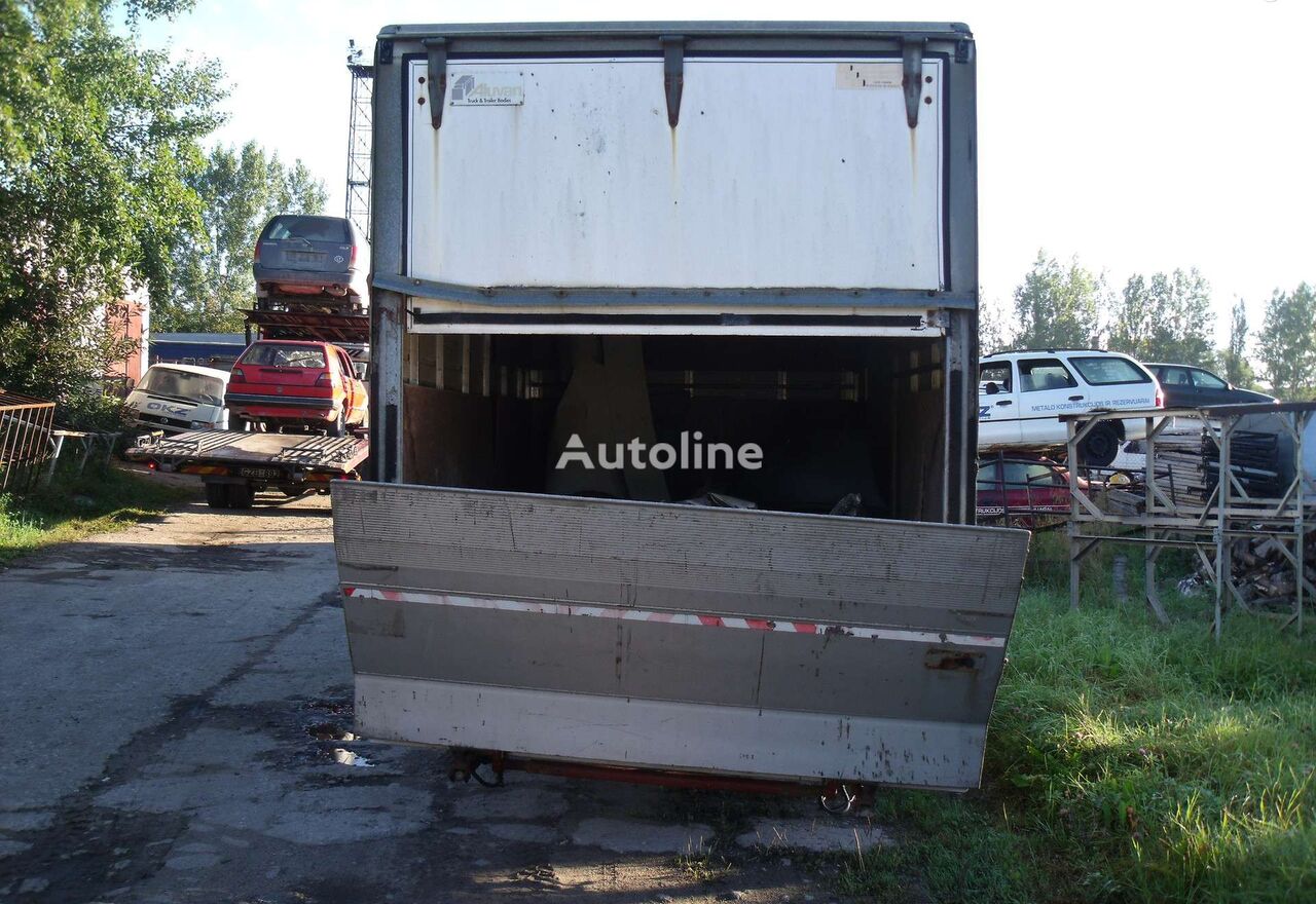 camion fourgon IVECO 35c11 pour pièces détachées