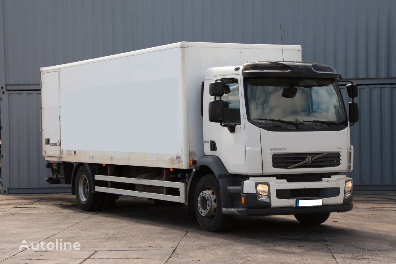 camion fourgon Volvo FL 290, EURO 5, TAIL LIFT, 18 TONS