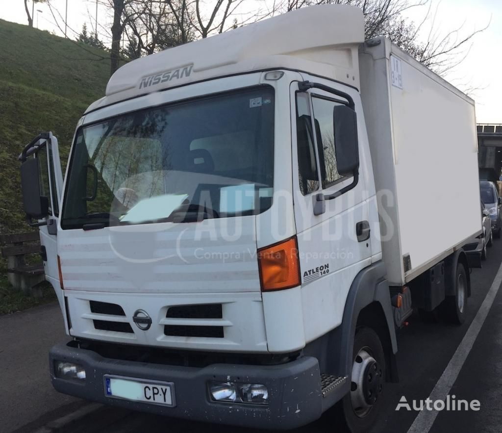 camion isotherme Nissan ATLEON 140 ISOTERMO CAJA CERRADA