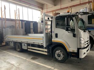 camion plateau Isuzu F12.240