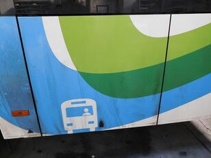 revêtement WARTUNGSKLAPPE LINKS AUSPUFF pour bus MAN LIONS CITY A21