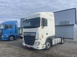 tracteur routier DAF XF 106