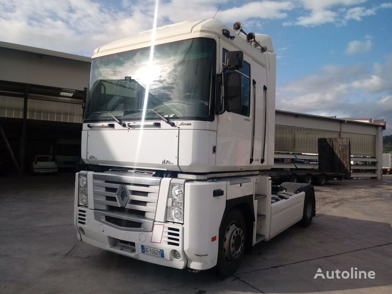 Renault Magnum 500 dxi Excellence / EURO 5 Acheter d'occasion - Offre sur  TruckScout24