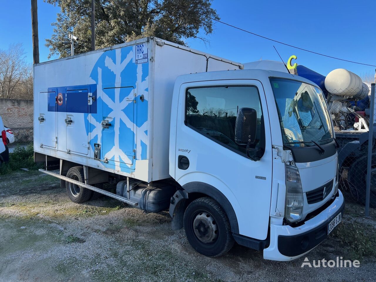 camion frigorifique < 3.5t Renault MAXITY 130DXI