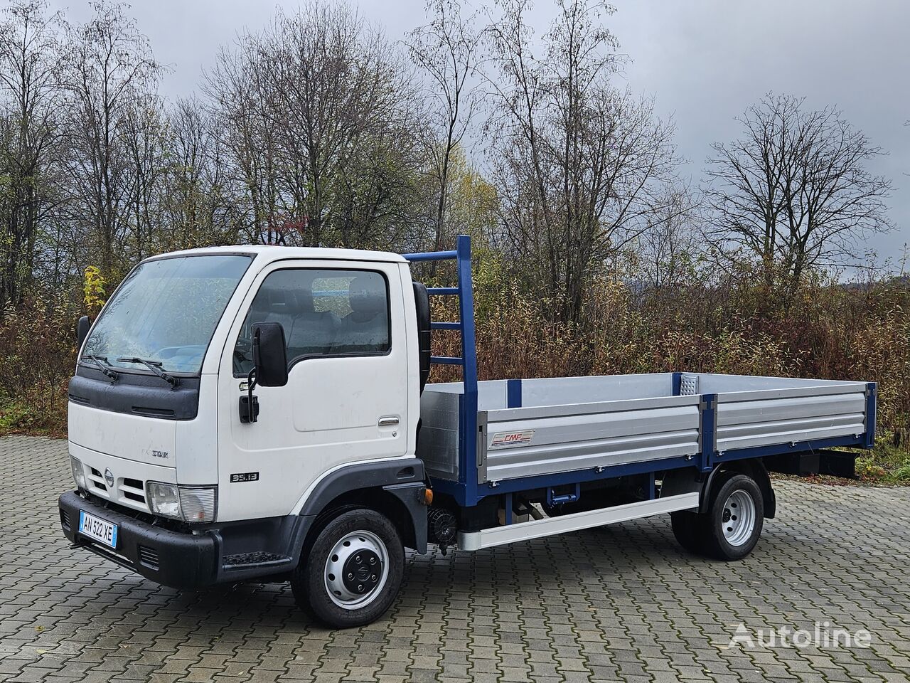 CAMION PLATEAU 5T