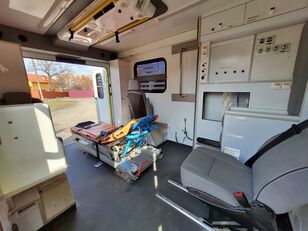 ambulance Mercedes-Benz Sprinter 319