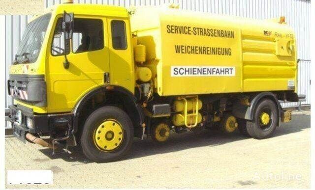 balayeuse Mercedes-Benz SK 1820 4x2 Schienenreinigungs Kehrmaschine RAIL