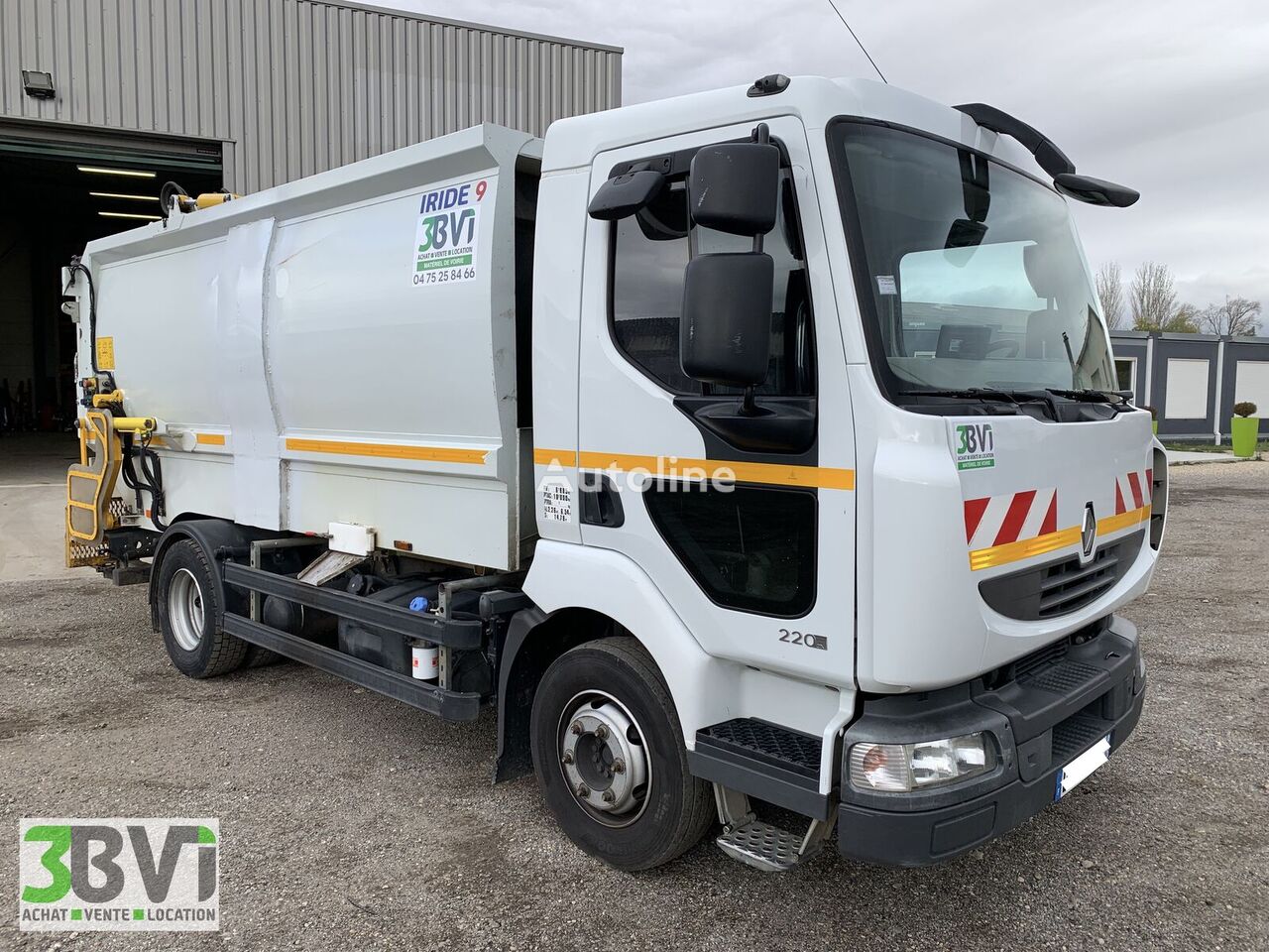 camion poubelle Renault MIDLUM 220 DXI